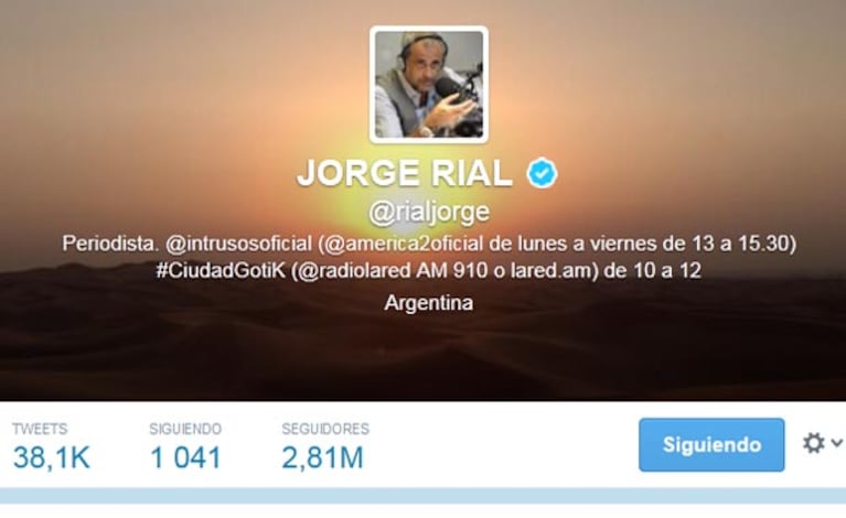 Jorge Rial cambió su avatar de Twitter: sacó la foto familiar con Loly y puso un amanecer. 