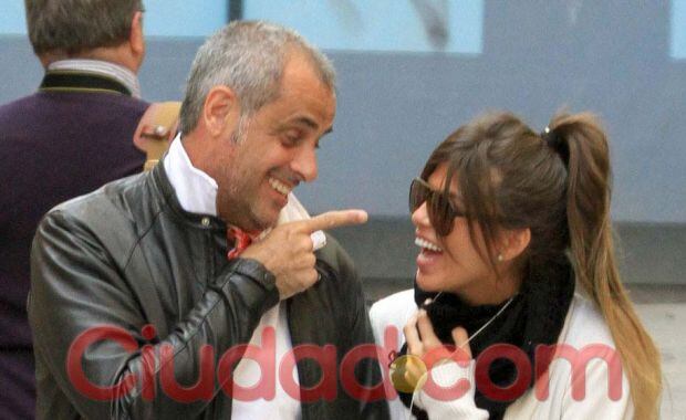 Jorge Rial y Mariana Antoniale, una vez más se toman vacaciones por Europa. (Foto: Ciudad.com)