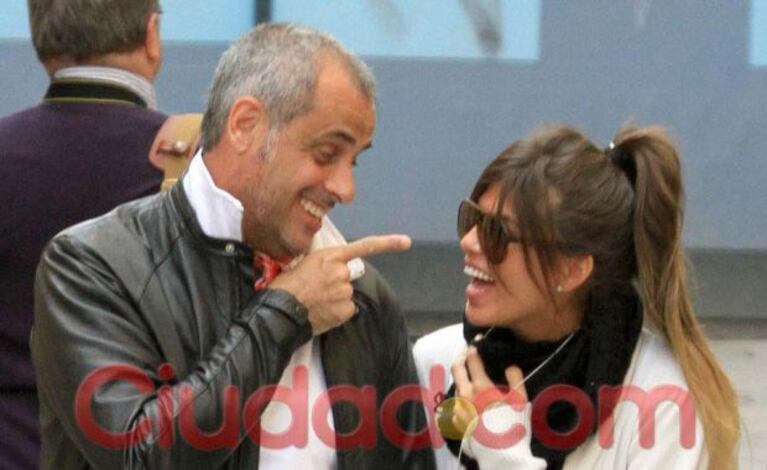 Jorge Rial y Mariana Antoniale, una vez más se toman vacaciones por Europa. (Foto: Ciudad.com)