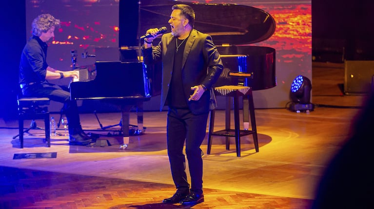 Jorge Rojas arrancó“Piano & Voz” con un show emotivo en Rosario: cómo sigue la gira