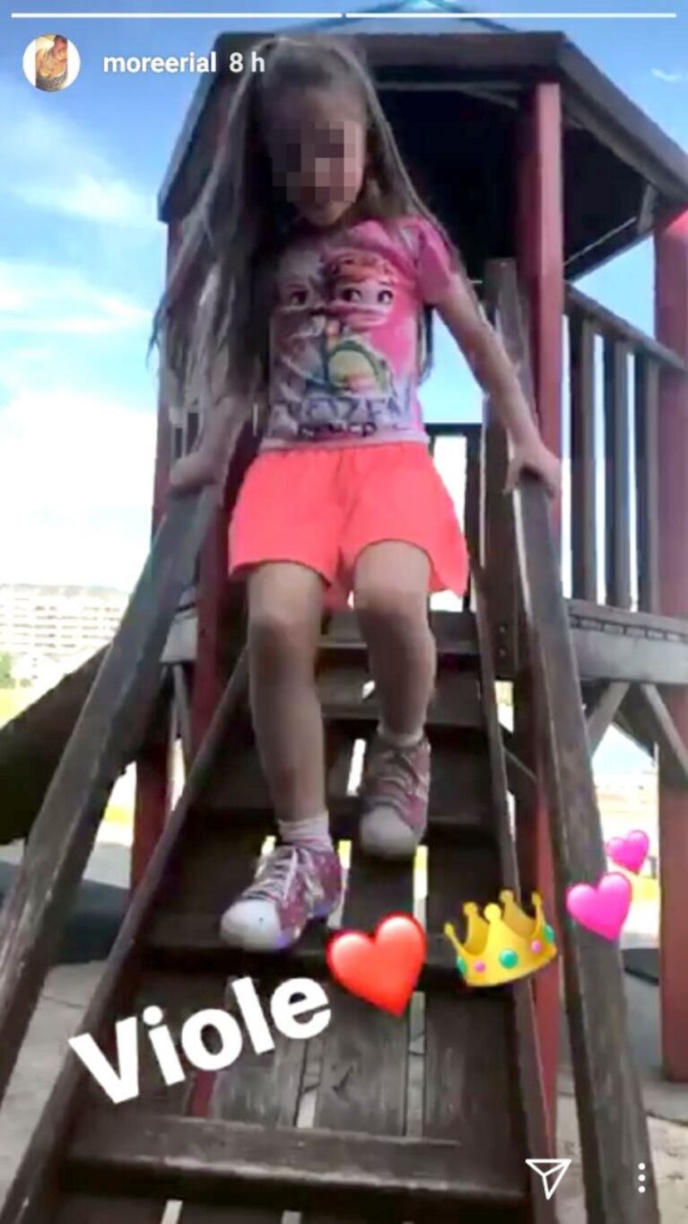 Jorge y Morena Rial, fin de semana familiar y ensamblado con las hijas de Romina Pereiro