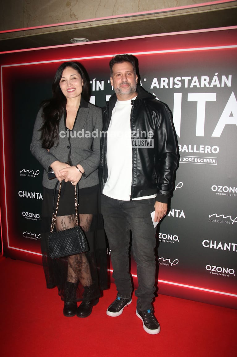 José María Listorti con su esposa en el estreno de Agustín 'Soy Rada' Aristarán (Foto: Movilpress).
