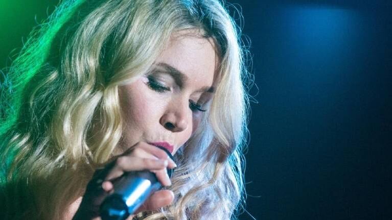 Joss Stone lanzó su primera canción en tres años: “walk with me”