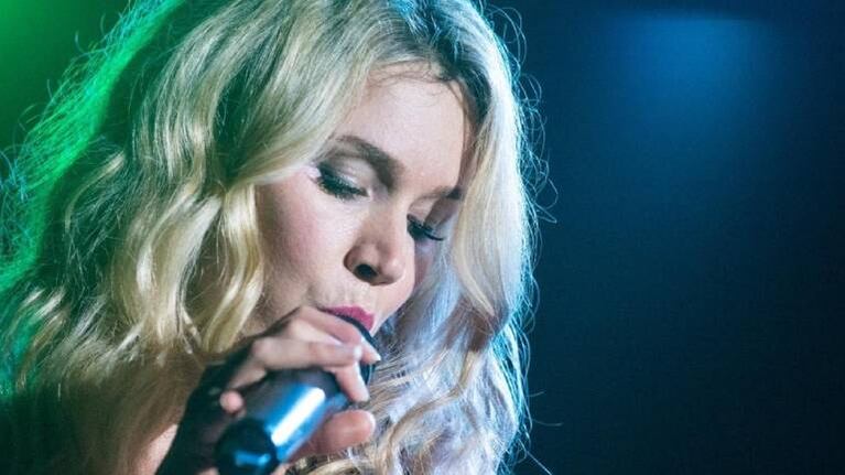 Joss Stone lanzó su primera canción en tres años: “walk with me”