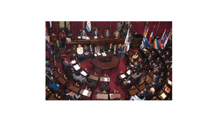 Jóvenes senadores por un día