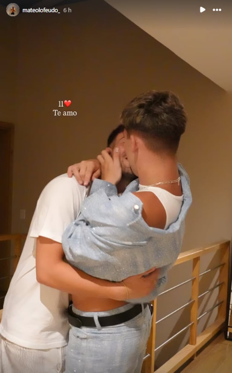 Juan Otero y su novio celebraron 11 meses de amor. Crédito: Instagram