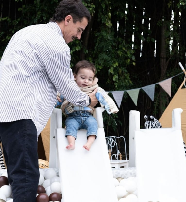 Juana Repetto le celebró el primer año a su hijo Belisario: el tierno álbum de fotos