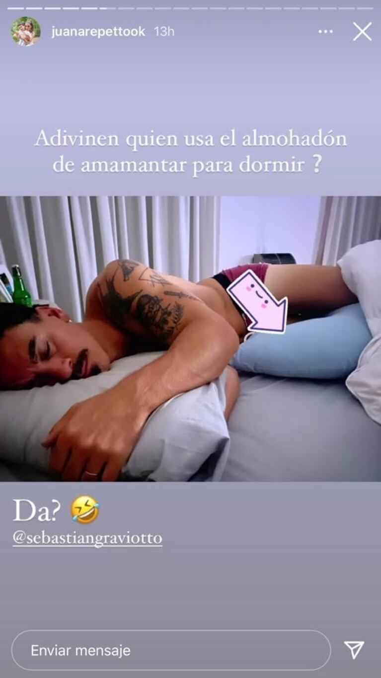 Juana Repetto mandó al frente a su marido con una foto de entrecasa: "¿Quién usa el almohadón de amamantar?"