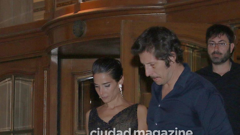 Juana Viale y su pareja, Agustín Goldenhorn, en la alfombra roja de Los Personajes del Año 2021 (Fotos: Movilpress).
