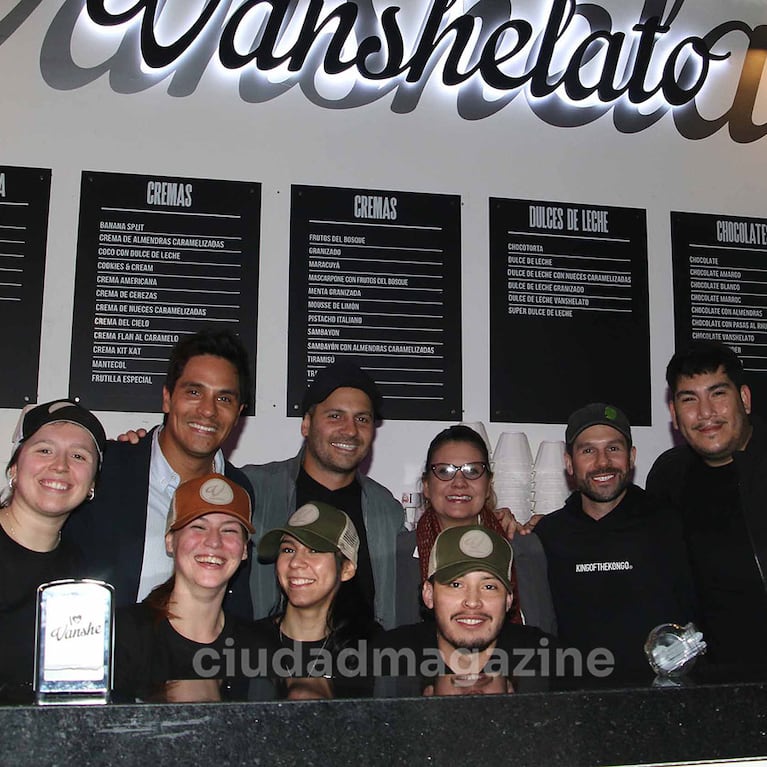 Juani Martínez inauguró su heladería y café en Palermo.