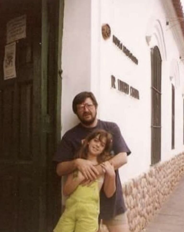 Juariu compartió una foto con su papá y lo recordó por su cumpleaños: "Imagino cómo serías ahora"