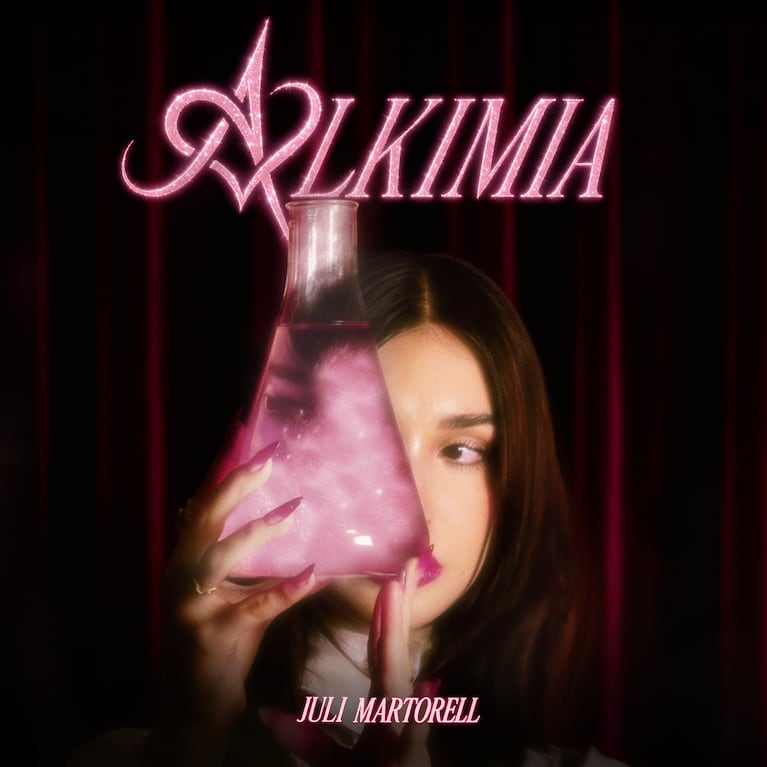Juli Martorell presenta “Alkimia”, su primer álbum de estudio