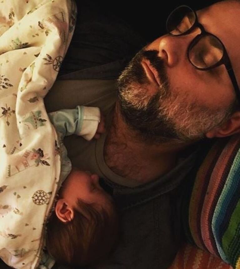 Julia Mengolini y un desopilante mensaje sobre cómo transita su puerperio: "Es como 'El día de la marmota'"