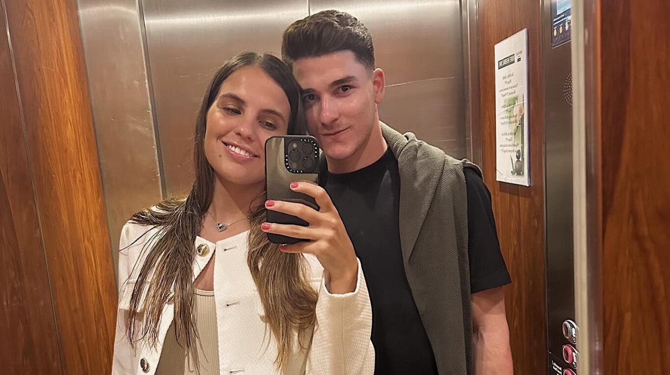 Julián Álvarez y Emilia Ferrero presentaron al nuevo integrante de la familia (Foto: Instagram @emiliafferrero)