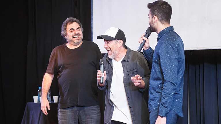 Julián Weich debutó haciendo un stand up solidario junto a  Roberto Moldavsky