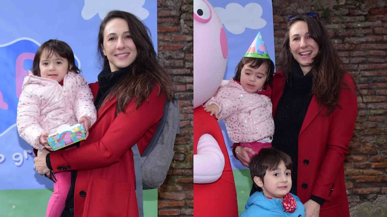 Julieta aprovechó el solcito y fue a ver una obra de teatro al aire libre con sus hijos.