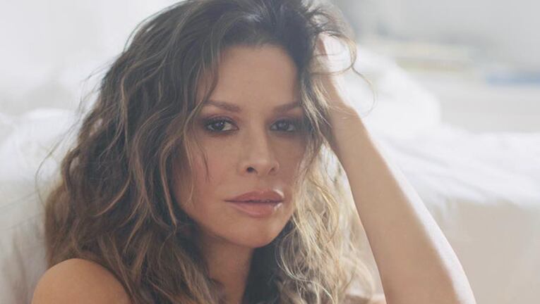 Julieta definió a la mujer como un "Universo" que la convoca.