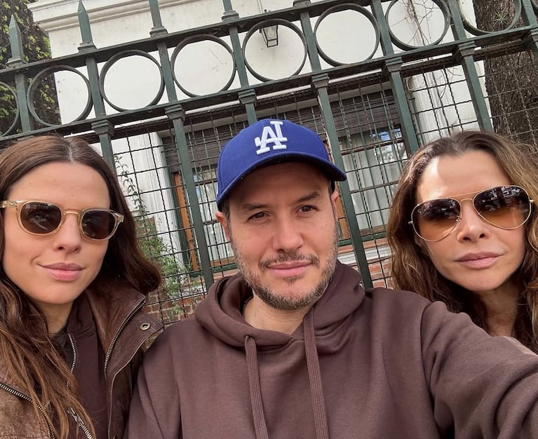 Julieta Ortega mostró el íntimo encuentro con sus hermanos (Foto: Instagram @petitjotao)