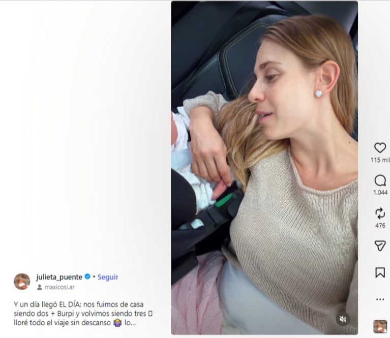  Julieta Puente abraza a su hija Serena durante el viaje de regreso a casa tras el nacimiento.
Fuente: Instagram @julieta_puente