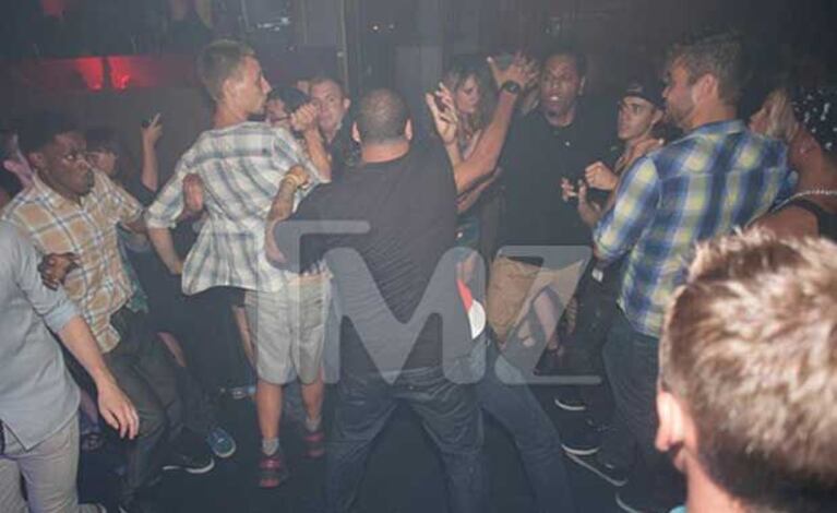 Justin Bieber fue atacado en un club nocturno de Toronto. (Foto: TMZ.com)