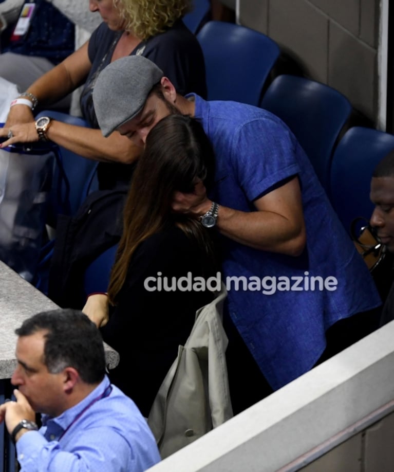 Justin Timberlake y Jessica Biel, apasionado show de besos en la platea del US Open