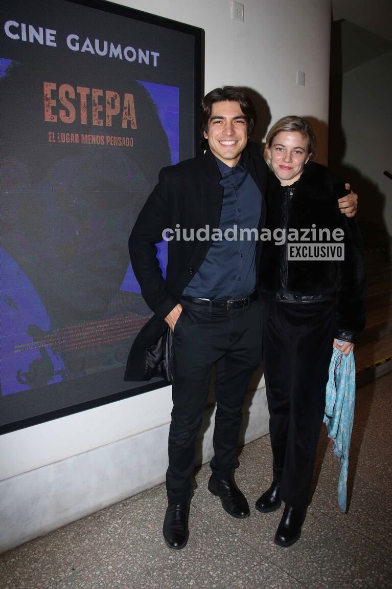 Justina Bustos en el estreno de Agustín Sullivan, Estepa (Foto: Movilpress).