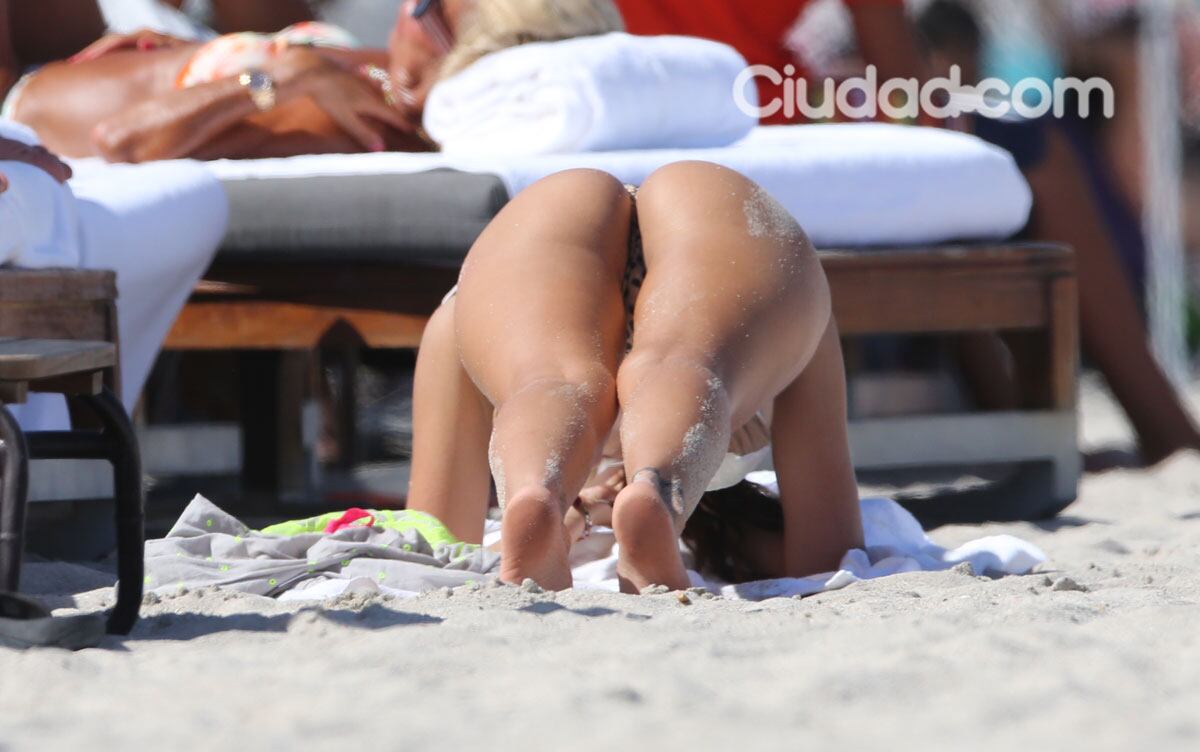 Karina Jelinek, la diosa argentina que enamora en las playas de Estados Unidos. Foto: Grosby Group