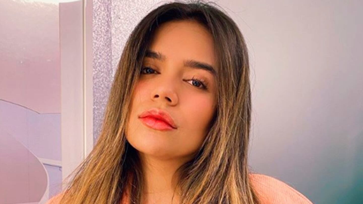 Karol G se disculpó tras las críticas por su mensaje contra el racismo.