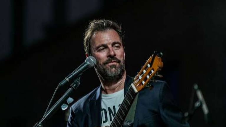 Kevin Johansen celebra 20 años The Nada con un concierto y disco