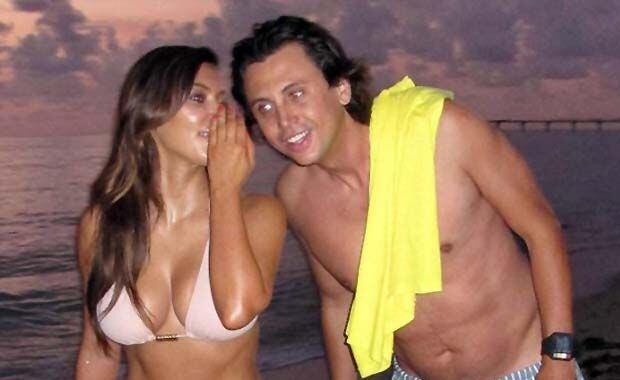 Kim Kardashian junto a su amigo Jonathan Cheban. (Foto: Splash News)