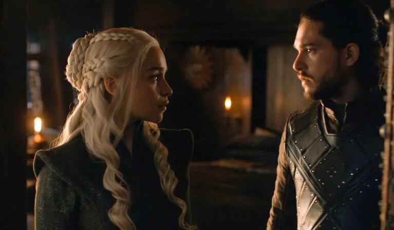 Kit Harington sobre escena sexual con Emilia Clarke: “Fue antinatural y extraño”