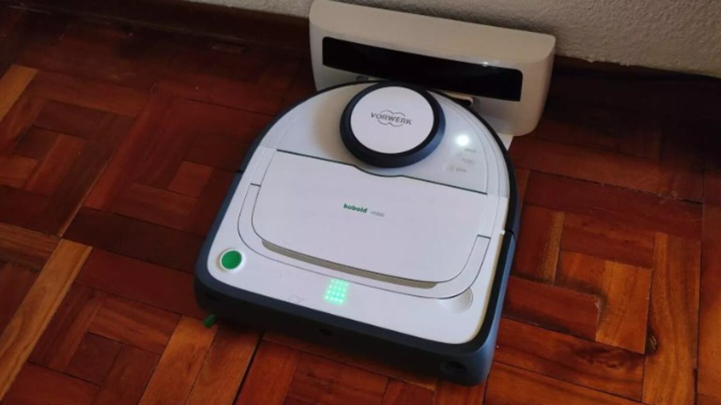 Kobold VR300: probamos el robot aspirador de la familia Thermomix con forma de D