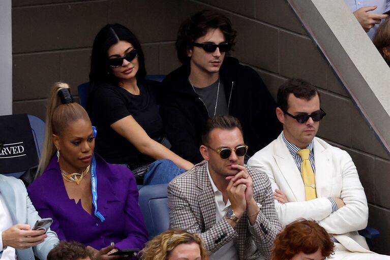 Kylie Jenner y Timothée Chalamet apostaron a la tendencia "old money". (Foto: Sarah Stier / GETTY IMAGES NORTH AMERICA / Getty Images via AFP)