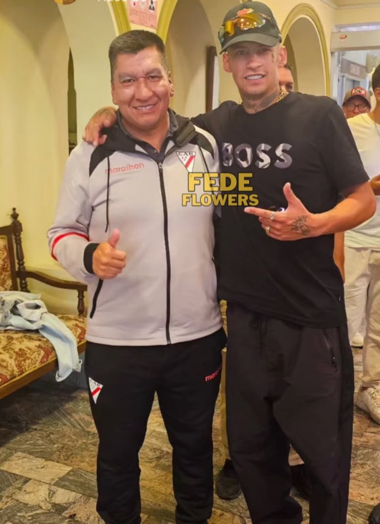 L-Gante se mostró con una joven en un supermercado: la señal de que habrían dormido juntos | Créditos: Instagram @lgante_keloke