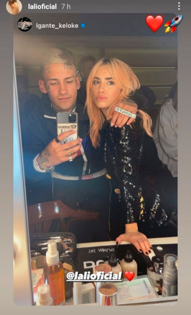 L-Gante y Lali Esposito posaron súper cómplices: el cantante sorprendió al compartir una foto juntos