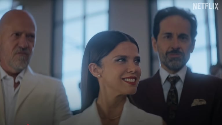 La actriz colombiana Juana Acosta, ex pareja del argentino Ernesto Alterio y madre de Lola, una influencer en ascenso. Foto: Netflix