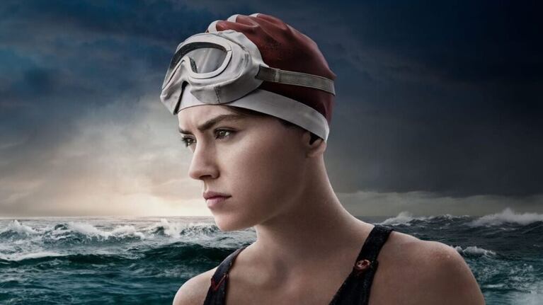 La actriz Daisy Ridley protagoniza un caso real en La joven y el mar, en Disney+.