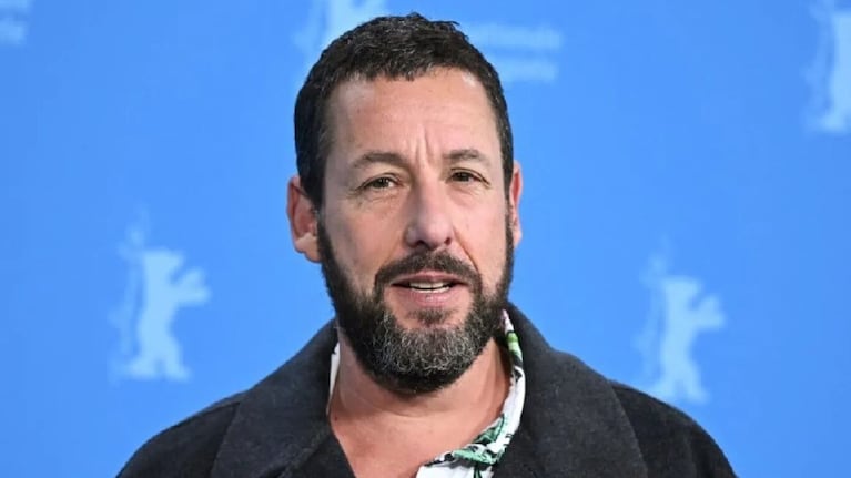 La actuación de Sandler fue ampliamente considerada como la mejor de su carrera.