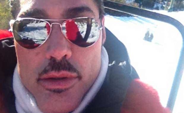 La autofoto de Ricardo Fort en su cuenta de Twitter.