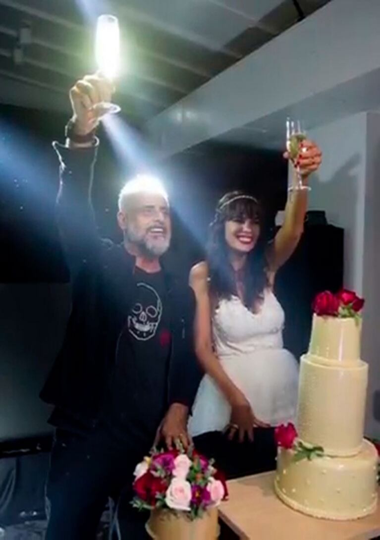 La boda de Jorge Rial y Romina Pereiro, por dentro: las fotos y videos de la intimidad de la súper fiesta