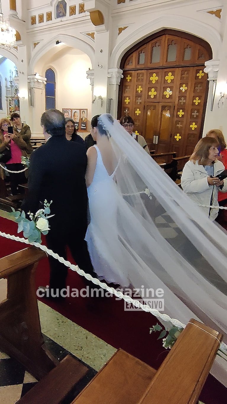 La boda por iglesia de Matías Alé y Martina Vignolo. Foto: Movilpress