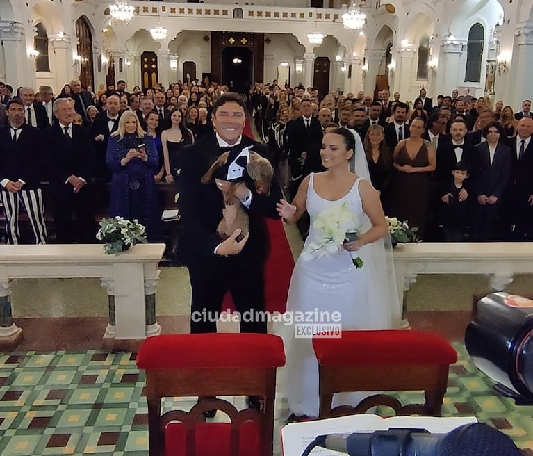 La boda por iglesia de Matías Alé y Martina Vignolo. Foto: Movilpress