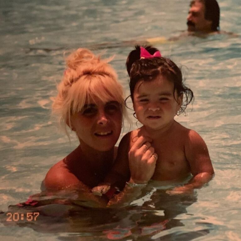 La bronca de Gianinna Maradona tras la eliminación de un emotivo posteo para Claudia Villafañe: "Las fotos de mi papá sí las difundiste, la conch... de tu madre"