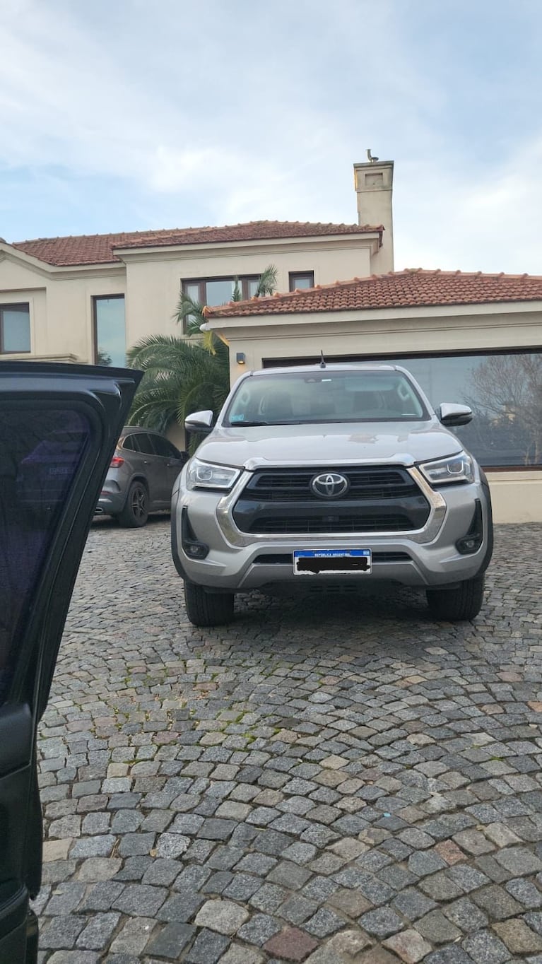 La camioneta que le secuestraron a Nicolás Payarola | Créditos: X @elejercitodelam