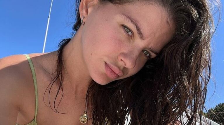 La China Suárez compartió fotos a pura sensualidad arriba de un yate