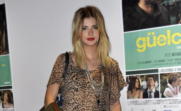La china Suárez, otra que eligió el animal print. (Foto: J. Rubio)