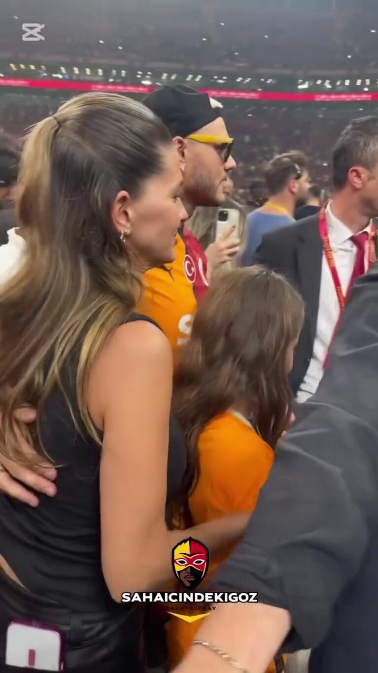 La China Suárez pasó un mal momento con sus hijos y Mauro Icardi en el festejo del campeonato del Galatasaray (Foto: captura de redes sociales).