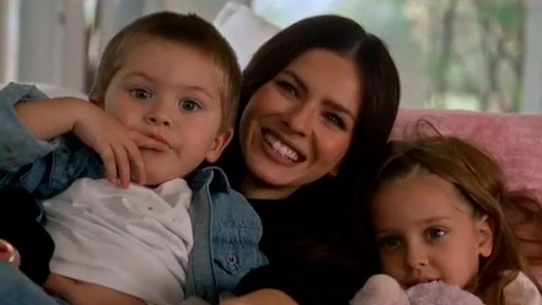 La China Suárez sorprendió a sus hijos con una imponente decoración navideña en su casa de Turquía