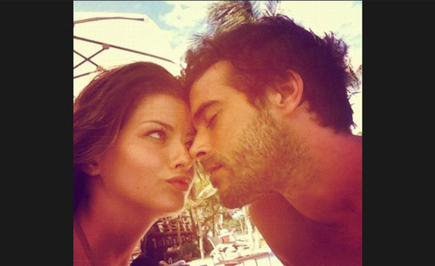 La China Suárez subió esta romántica foto al Twitter (Foto: @chinasuarez). 