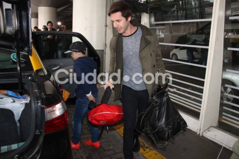 La China Suárez y Benjamín Vicuña hablaron de los rumores de embarazo: "Es mentira. Somos muchos y por ahora estamos bien así"